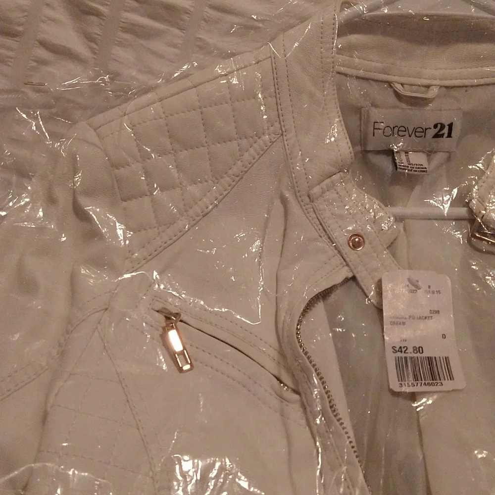 Jacket - Picture 7 of 16